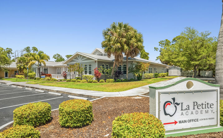 Pictures of Retail property located at 2700 Bobcat Village Center Road, North Port, FL 34288 for sales - image #1