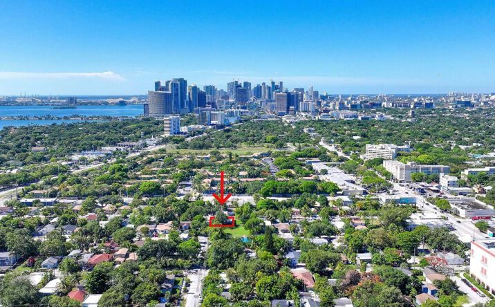 Pictures of Multifamily property located at 295 NE 55th St, Miami, FL 33137 for sales - image #1