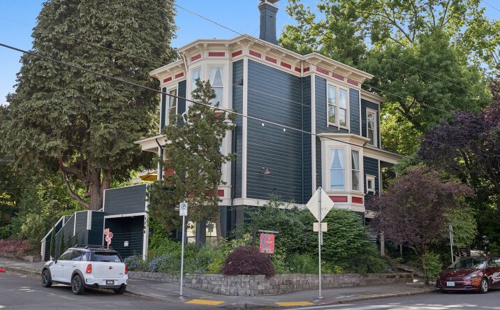 Pictures of Retail, Office property located at 1708 SW COLUMBIA ST, PORTLAND, OR 97201-2539 for sales - image #1