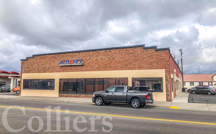 Pictures of Office property located at 89 N Ash St, Blackfoot, ID 83221 for comps - image #1