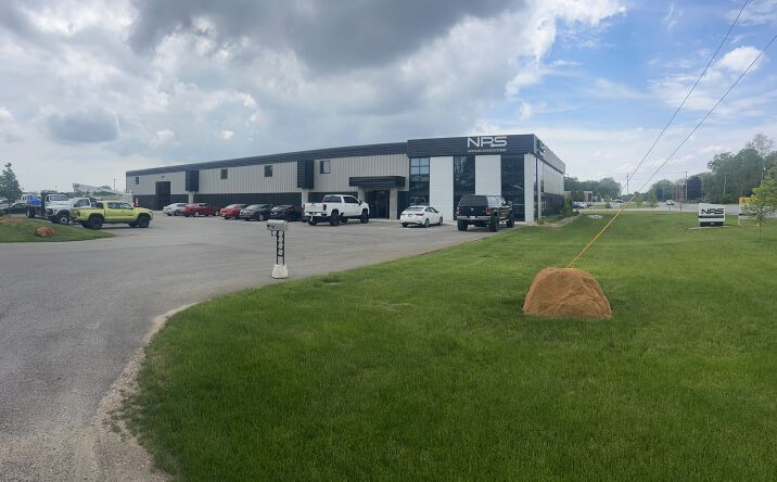 Pictures of Industrial property located at 1827 County Road 6, Elkhart, IN 46514 for sales - image #1