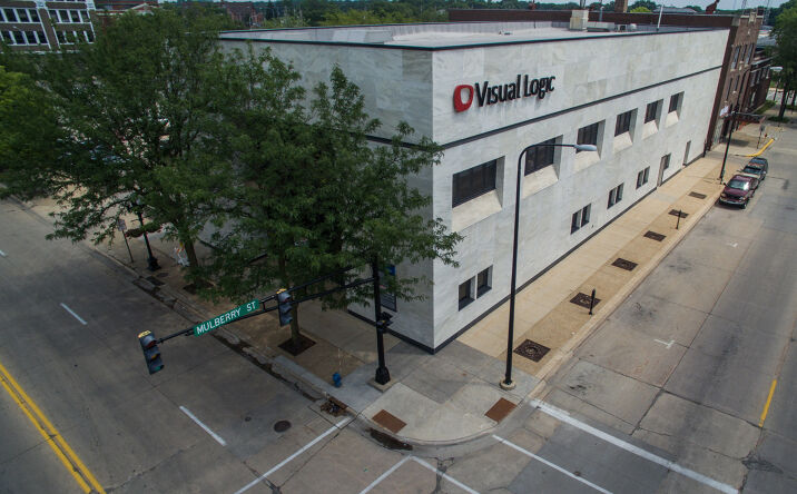 Pictures of Office property located at 404 E FOURTH ST, WATERLOO, IA 50703 for sales - image #1