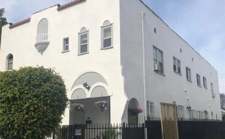 Pictures of Multifamily property located at 2917 Walton, Los Angeles, CA 90007 for sales - image #1