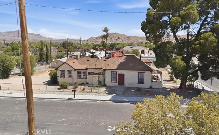 Pictures of Multifamily property located at 15604 6th, Victorville, CA 92395 for sales - image #1