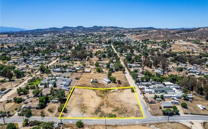Pictures of Land property located at Hawthorne, Menifee, CA 92584 for sales - image #1