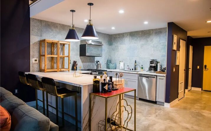 101 W Mission, Pomona