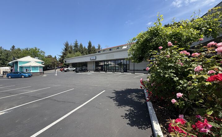 Pictures of Retail property located at 1120-1130 Royvonne Ave SE, Salem, OR 97302 for sales - image #1