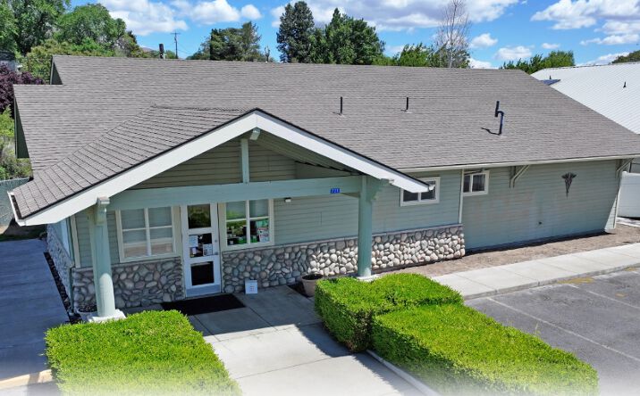 Pictures of Retail property located at 721 North Keys Road, Yakima, WA 98901 for sales - image #1