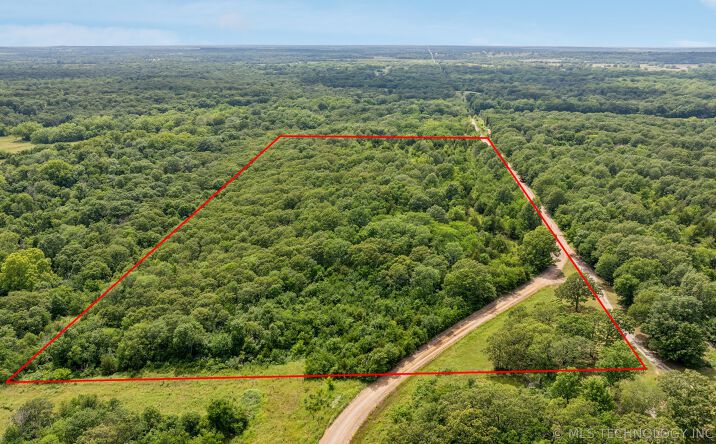 Pictures of Land property located at E 1020 Road, Okemah, OK 74859 for sales - image #1