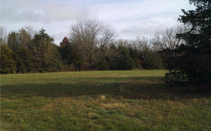 Pictures of Land property located at 206 E Sundance Drive, Paola, KS 66071 for sales - image #1