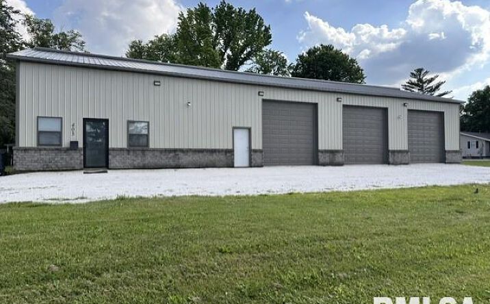 Pictures of Retail, Industrial property located at 403 W WALNUT Street, Jacksonville, IL 62650 for sales - image #1