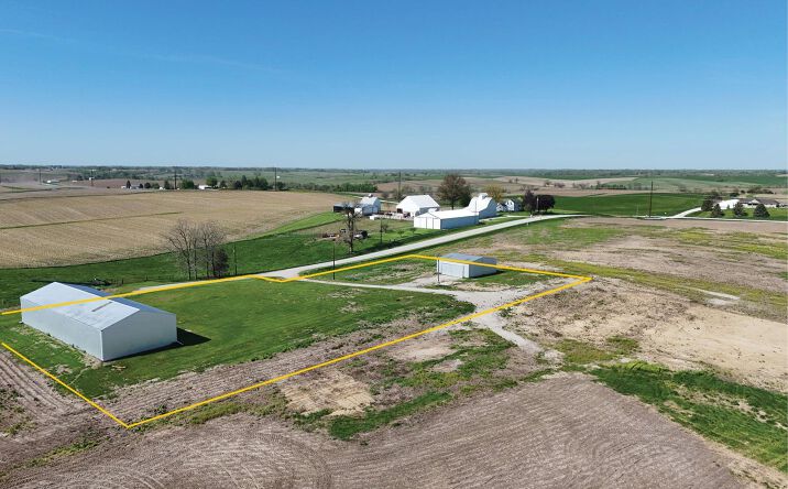 Pictures of Land property located at 2371 79th Street Drive, Blairstown, IA 52301 for sales - image #1