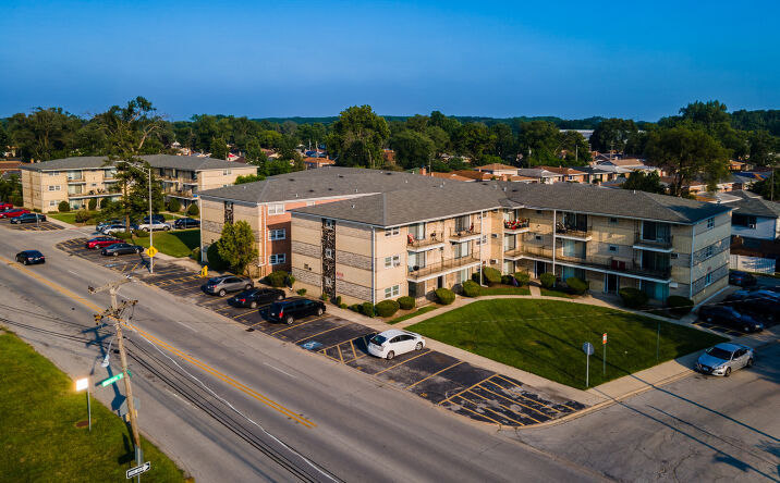 Pictures of Multifamily property located at 1025 - 49 W Vermont Street, Calumet Park, IL 60827 for sales - image #1