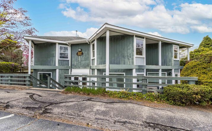 Pictures of Mixed Use property located at 320 Gifford Street UNITS 1-5, Falmouth, MA 02540 for sales - image #1