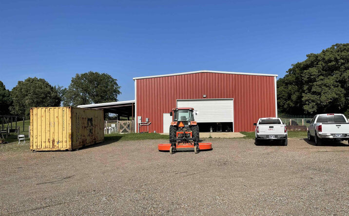 Pictures of Mixed Use property located at 130 Jenkinsville Jamestown Road, Dyersburg, TN 38024 for sales - image #1
