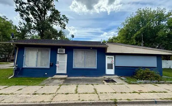 Pictures of Retail property located at 1616 Perkins St, Lansing, MI 48912 for sales - image #1