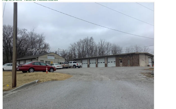 Pictures of Industrial property located at 450 Dickinson Lane, Kansas City, MO 64119 for sales - image #1