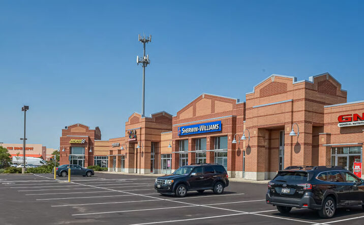 Pictures of Retail property located at 12132 W Capitol Dr, Wauwatosa, WI 53222 for sales - image #1