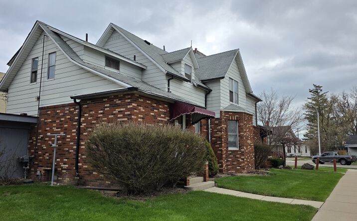 Pictures of Multifamily, Mixed Use property located at 247 Northbound Gratiot Avenue, Mt Clemens, MI 48043 for sales - image #1