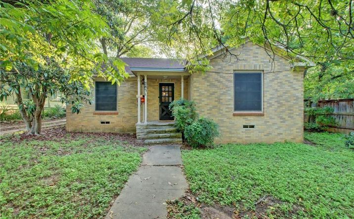 Pictures of Multifamily property located at 2831 PEARL ST, AUSTIN, TX 78705 for sales - image #1