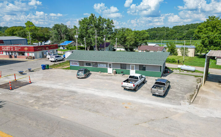 Pictures of Retail, Office, Mixed Use property located at 398 S MAIN ST, HARTVILLE, MO 65667-8418 for sales - image #1