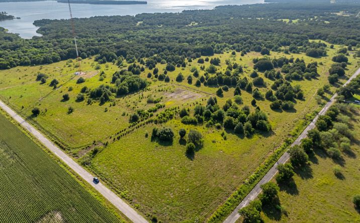 Pictures of Land property located at 8741 Southeast County Road 3240, Kerens, TX 75144 for sales - image #1