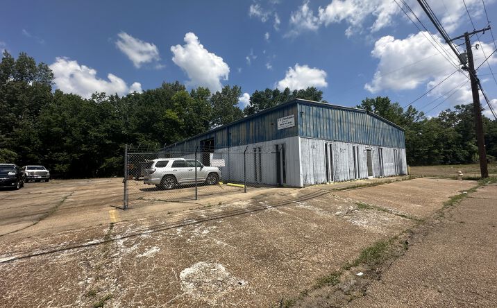 Pictures of Industrial property located at 1601 HANDY AVE, JACKSON, MS 39204 for sales - image #1