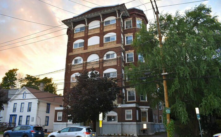 Pictures of Multifamily property located at 99 Oak St, Binghamton, NY 13905 for sales - image #1
