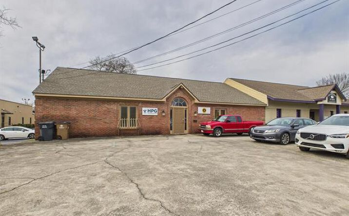 Pictures of Retail, Office property located at 1803 Somerville Road Southeast, Decatur, AL 35601 for sales - image #1