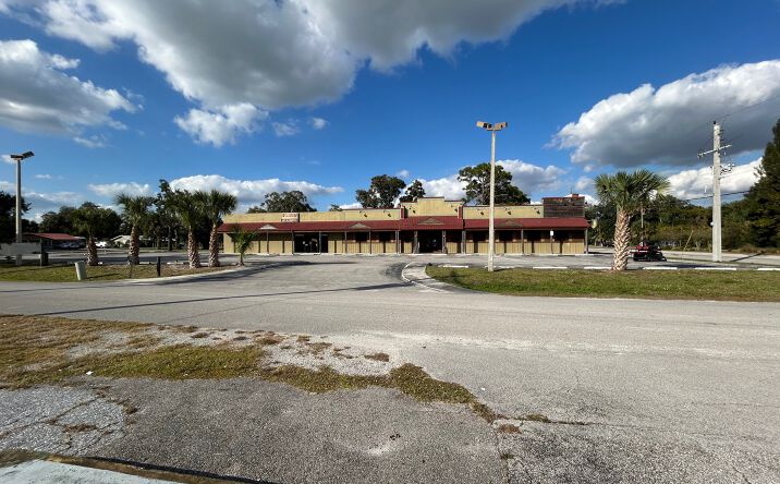 Pictures of Retail, Hospitality property located at 102 Southwest 14th Street, Okeechobee, FL 34974 for sales - image #1