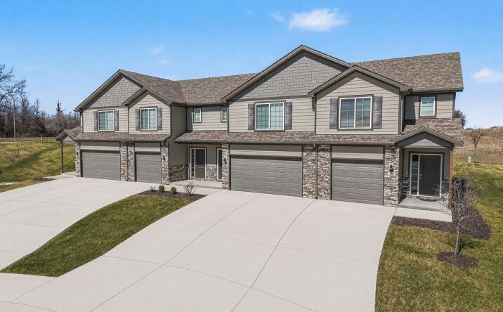 Pictures of Multifamily property located at 1500 Shale Court, Grain Valley, MO 64029 for sales - image #1