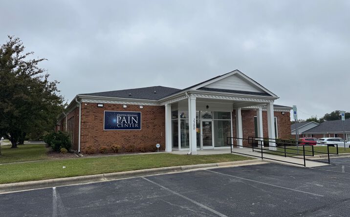 Pictures of Office property located at 2100 PRESBYTERIAN LN, KINSTON, NC 28501-2266 for sales - image #1