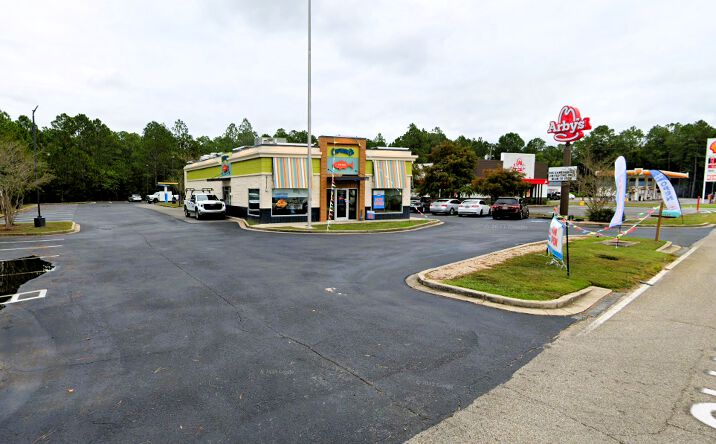 Pictures of Retail property located at 6660 Mississippi 63, Moss Point, MS 39563 for sales - image #1