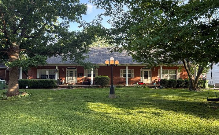 Pictures of Mixed Use property located at 120 William & Mary Ct., Henderson, KY 42420 for sales - image #1