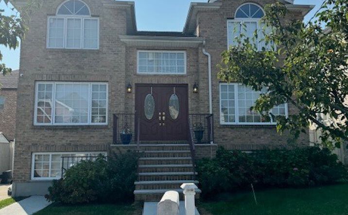 Pictures of Mixed Use property located at 476 DARLINGTON, Staten Island, NY 10309 for sales - image #1