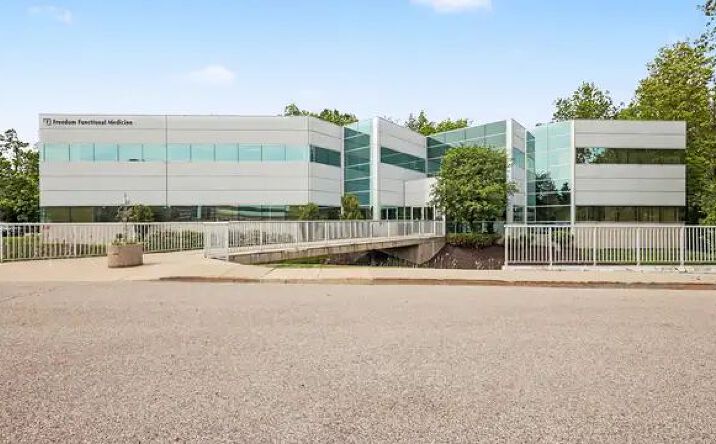 Pictures of Office property located at 1787 Grand Ridge Ct NE, Grand Rapids, MI 49525 for sales - image #1