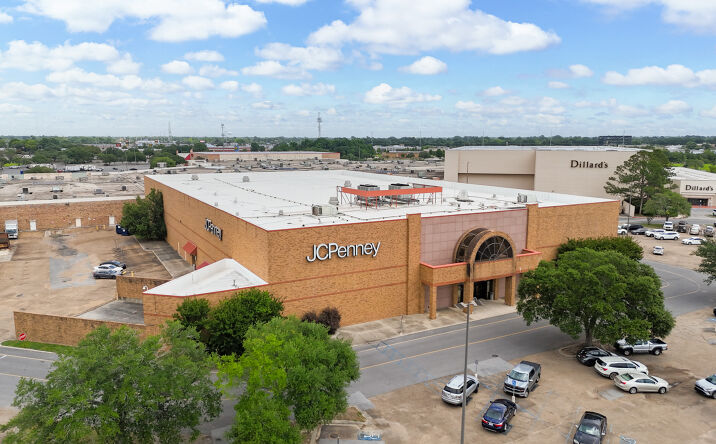 Pictures of Retail property located at 5725 Johnston Street, Lafayette, LA 70503 for sales - image #1