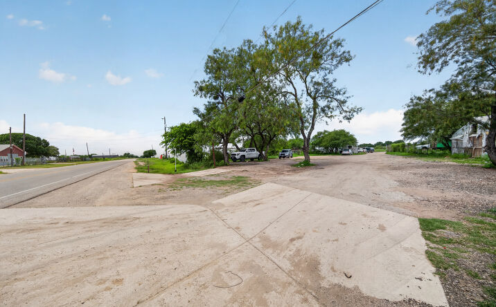 Pictures of Multifamily, Industrial, Mixed Use property located at S ZARZAMORA SAN ANTONIO TX 78224, SAN ANTONIO, TX 78224 for sales - image #1