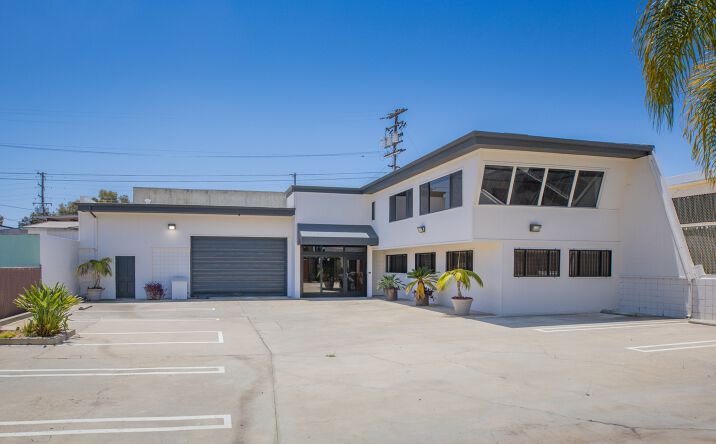 Pictures of Industrial property located at 735 Ohms Way, Costa Mesa, CA 92627 for sales - image #1