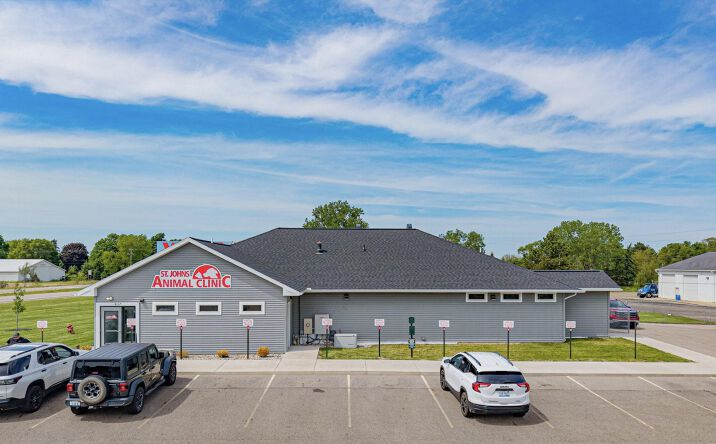 Pictures of Retail, Office property located at 4137 South US 27, St Johns, MI 48879 for sales - image #1