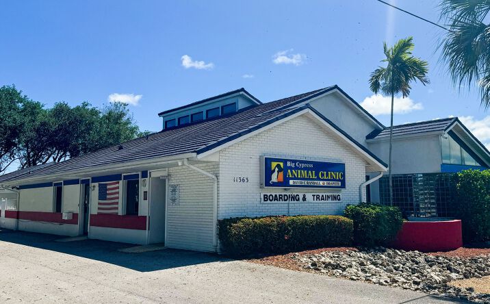 Pictures of Retail, Special Purpose, Business for Sale property located at 11363 TAMIAMI TRL E NAPLES FL 34113-7703, NAPLES, FL 34113-7703 for sales - image #1