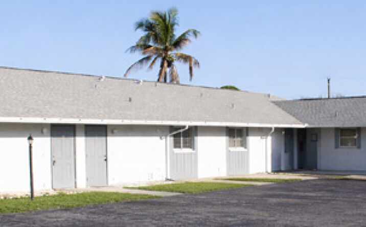 3909 Skyline Blvd, Cape Coral