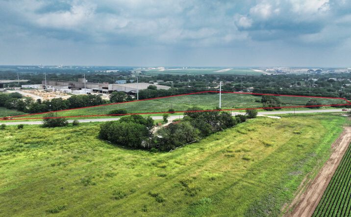 Pictures of Land property located at 3606 Pitluk Ave, San Antonio, TX 78221 for sales - image #1