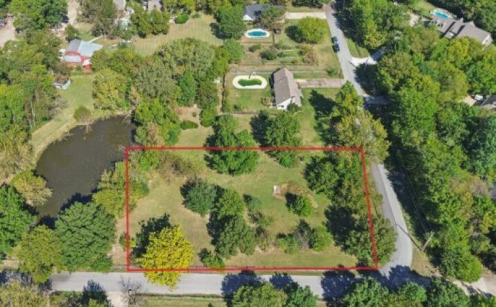 Pictures of Land property located at S 136th East Avenue, Broken Arrow, OK 74012 for sales - image #1