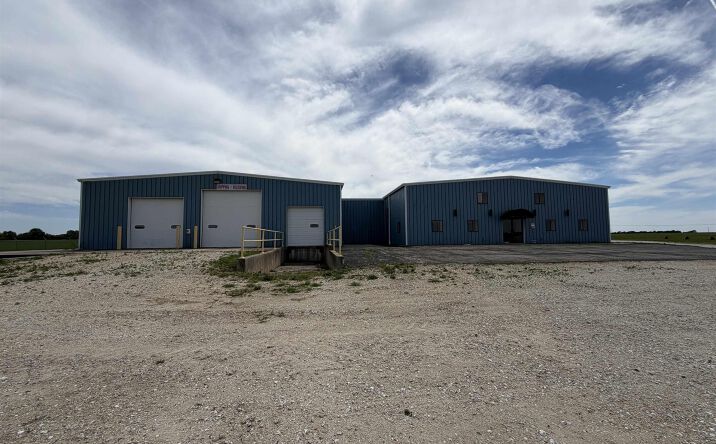 Pictures of Special Purpose property located at 252 Knox Hwy 10 Highway, Galesburg, IL 61401 for sales - image #1