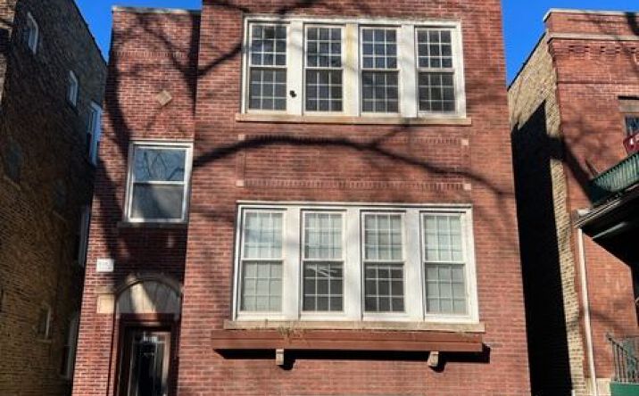 Pictures of Multifamily property located at 1732 W Wallen Avenue, Chicago, IL 60626 for sales - image #1
