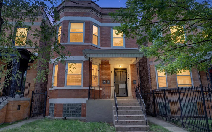 Pictures of Multifamily property located at 7224 S Saint Lawrence Avenue, Chicago, IL 60619 for sales - image #1