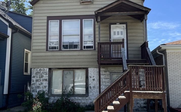 Pictures of Multifamily property located at 1528 Euclid Avenue, Berwyn, IL 60402 for sales - image #1