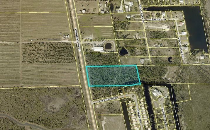 Pictures of Special Purpose property located at 4026 Stringfellow Road, St James City, FL 33956 for sales - image #1