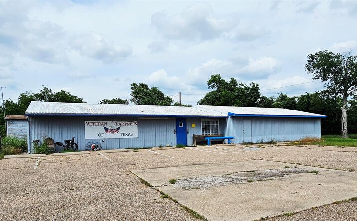 Pictures of Office property located at 972 Fm 1365, Mexia, TX 76667 for sales - image #1